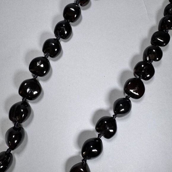 Vintage 1960s Hawaiian Brown Kukui Nut Lei Necklace – Handmade Hawaii - Picture 4 of 8